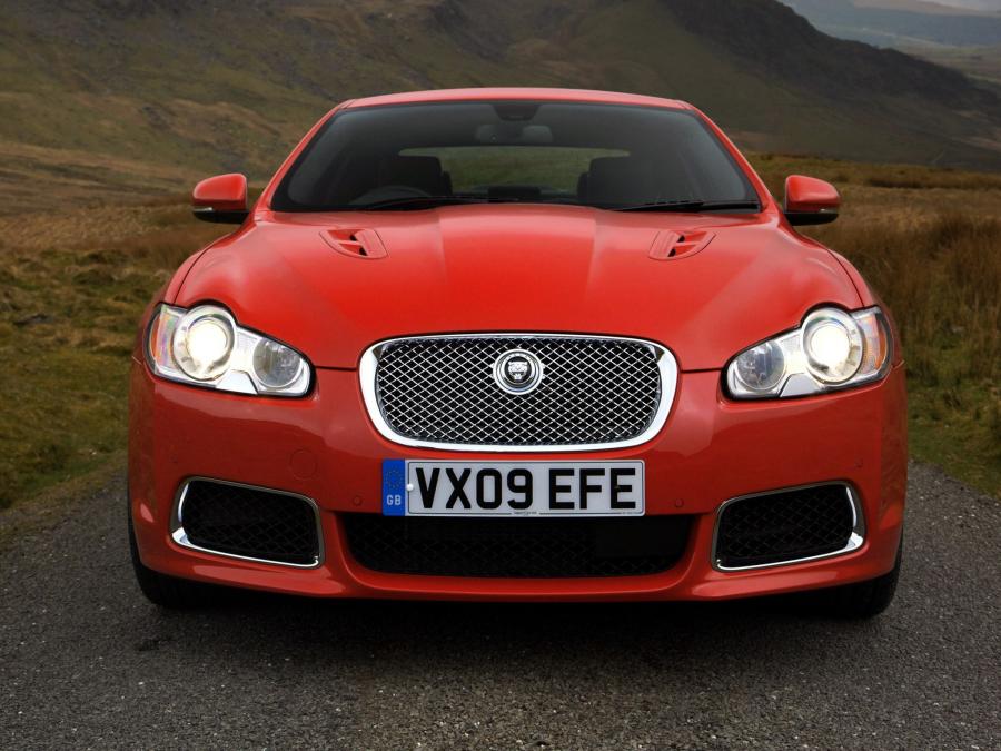  Jaguar XFR 2009 года  (UK) (фото 6 из 22)